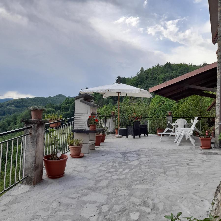 הוילה וארזה ליגורה Agriturismo Merlotta מראה חיצוני תמונה