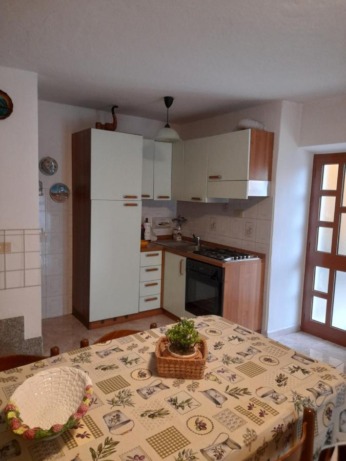 הוילה וארזה ליגורה Agriturismo Merlotta מראה חיצוני תמונה